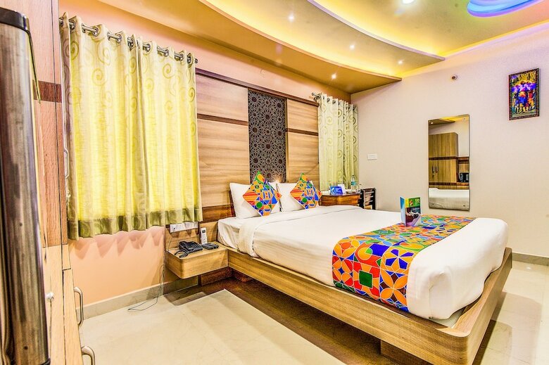 Fabhotel Vipra Enclave
