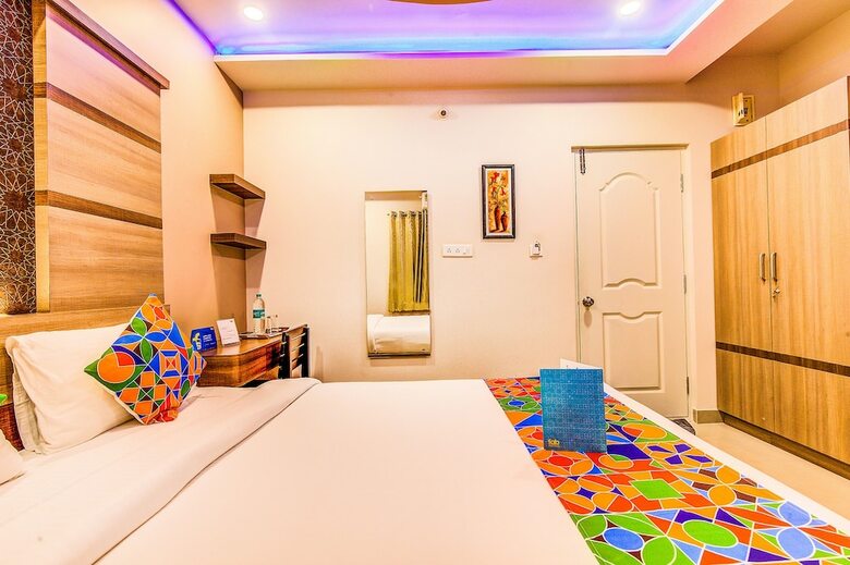 Fabhotel Vipra Enclave
