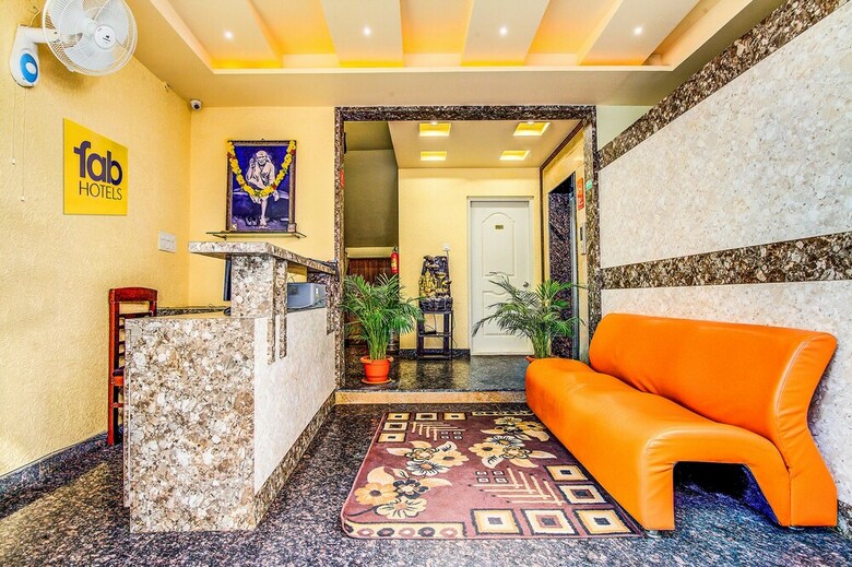 Fabhotel Vipra Enclave