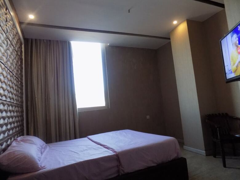 Freedom City Hotel