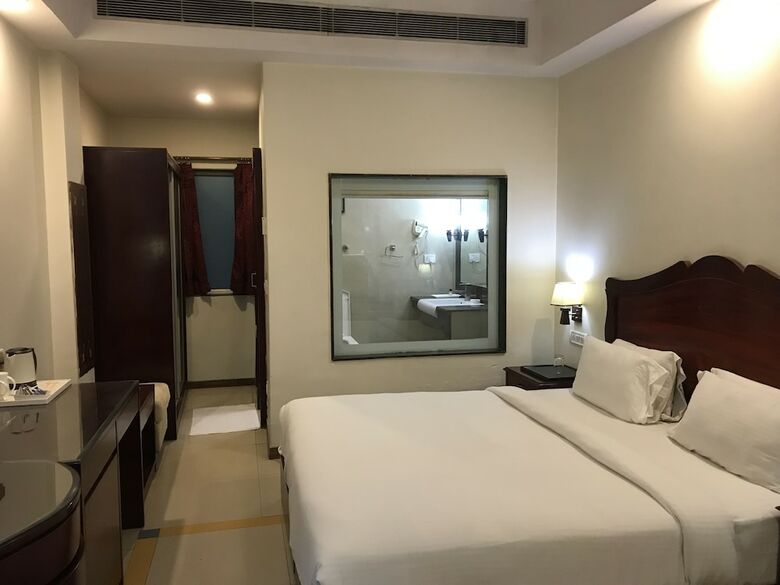 Delite Hotel - Faridabad