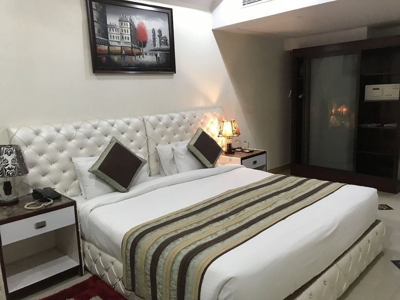 Delite Hotel - Faridabad