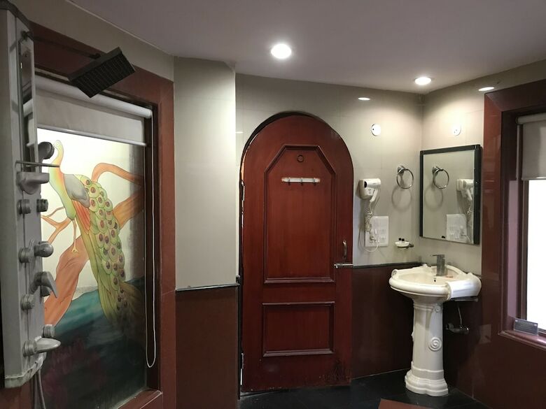Delite Hotel - Faridabad