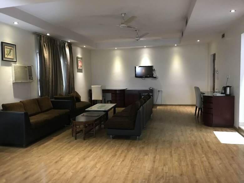 Delite Hotel - Faridabad