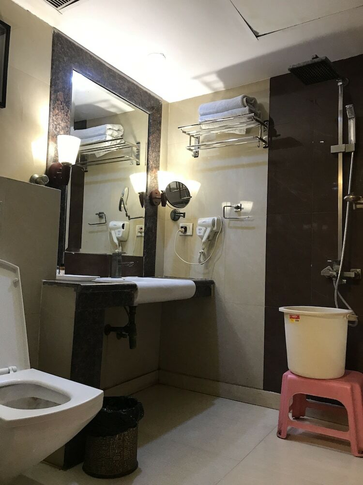 Delite Hotel - Faridabad