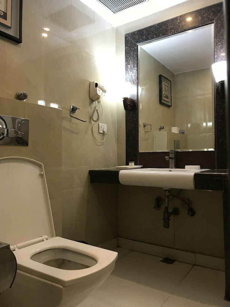 Delite Hotel - Faridabad