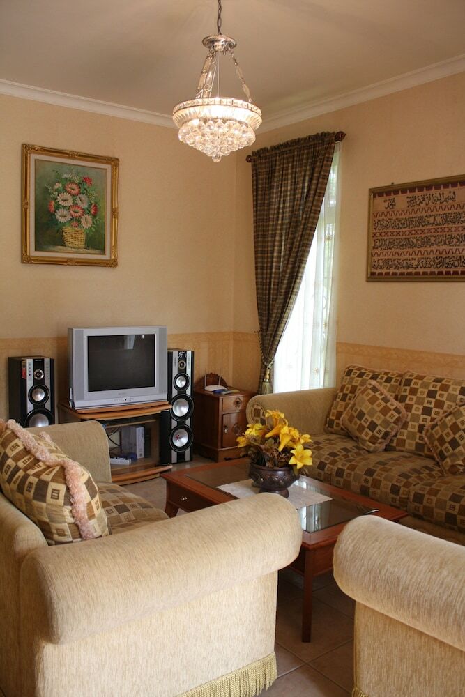 Villa Kota Bunga A