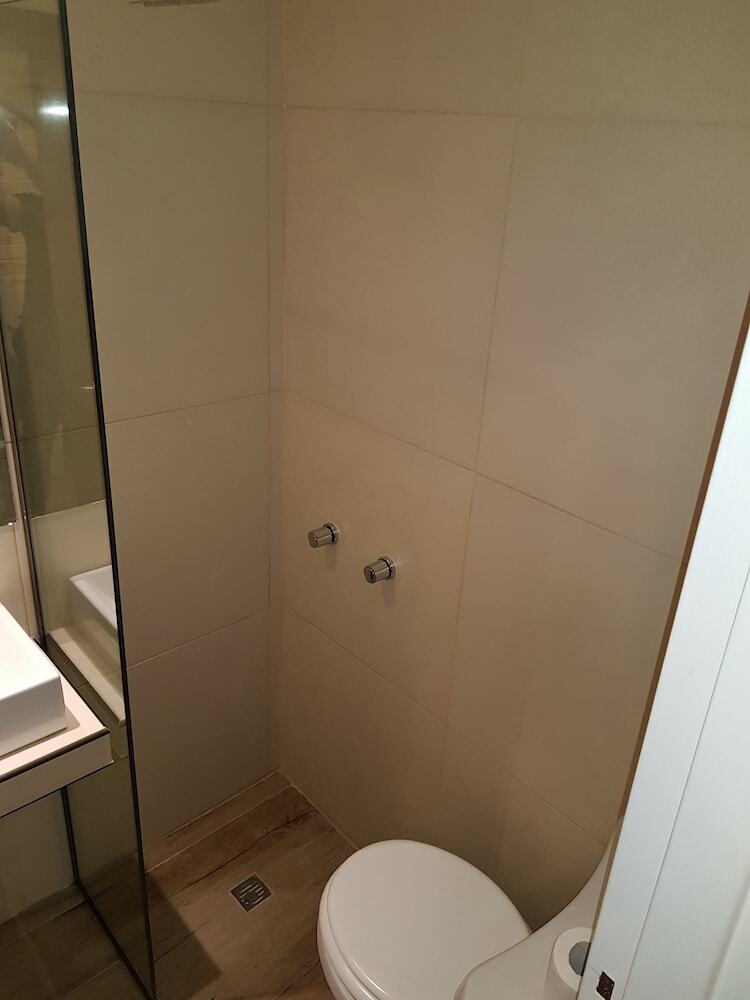 Apartamentos Las Le�as Edificio Corinto 756