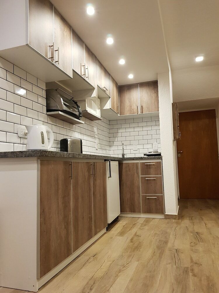 Apartamentos Las Le�as Edificio Corinto 756