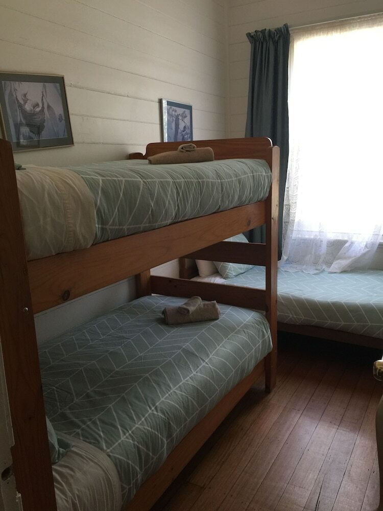 Hotel Lake Leake Inn