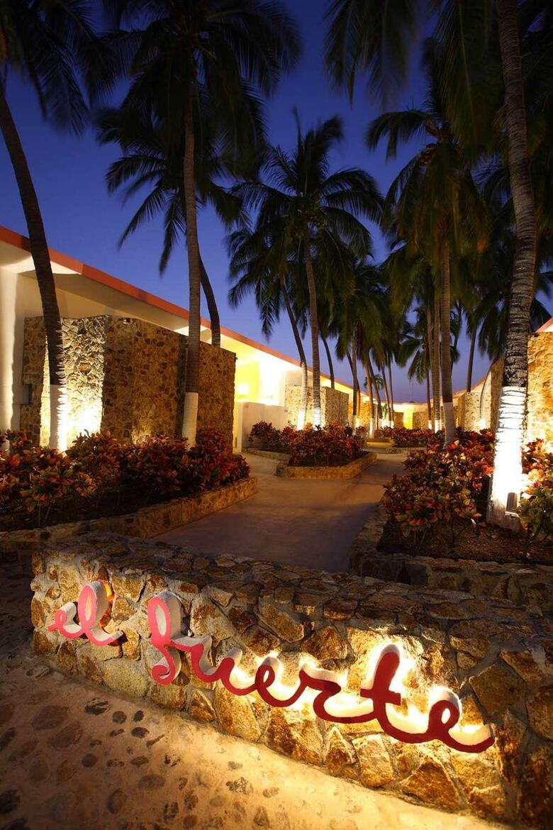 Hotel Las Brisas