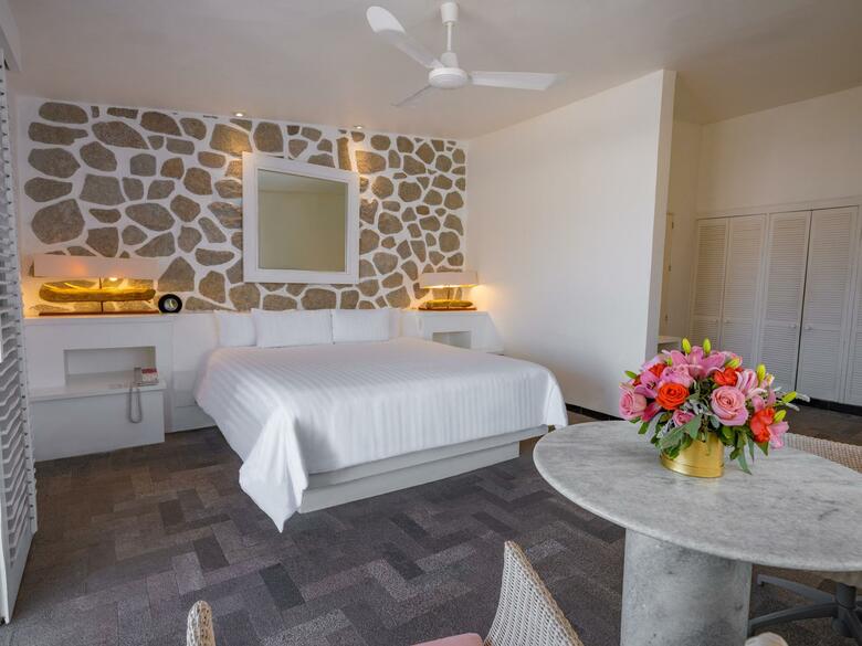 Hotel Las Brisas