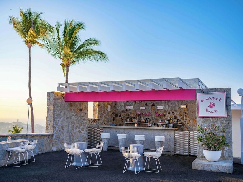 Hotel Las Brisas