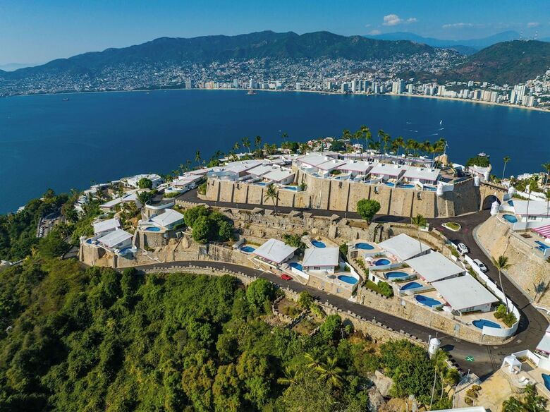 Hotel Las Brisas
