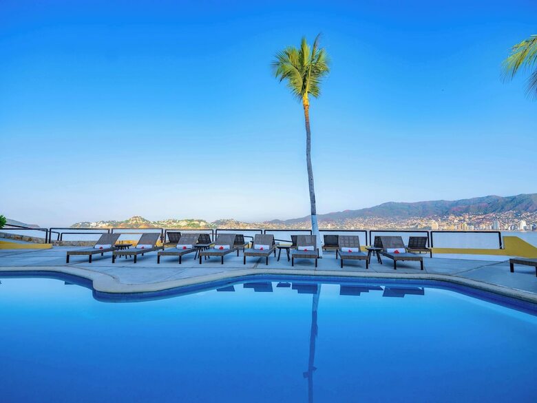 Hotel Las Brisas