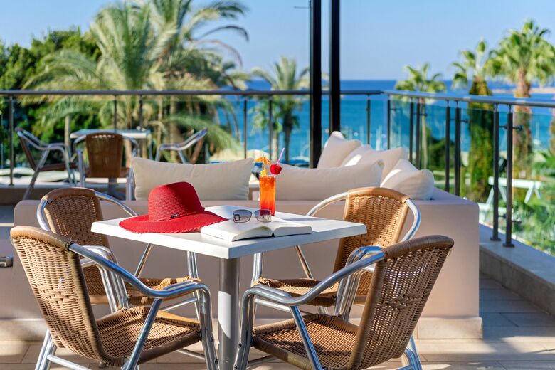Hotel Aska Buket