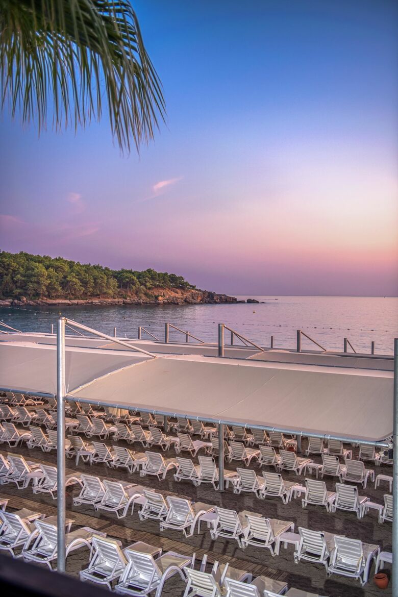 Hotel Aska Buket