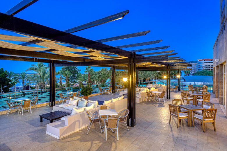 Hotel Aska Buket