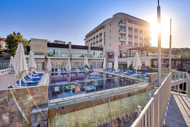 Hotel Aska Buket