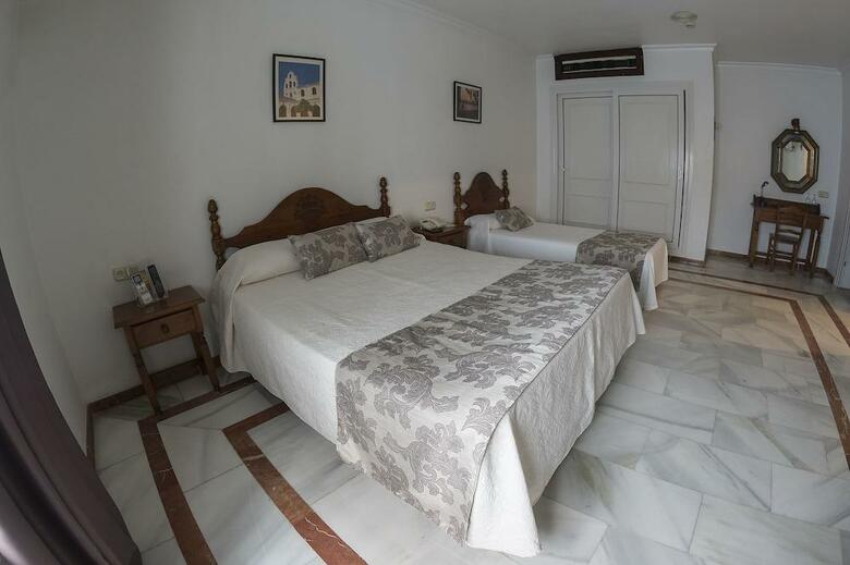Hotel La Pinta