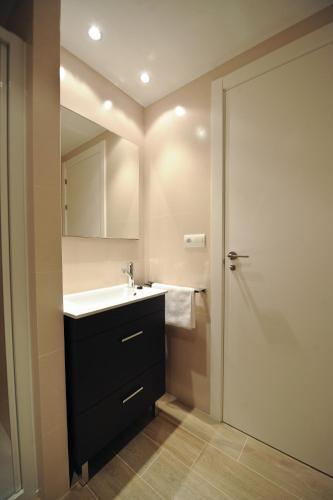 Apartamentos Tur�sticos Mirablanc