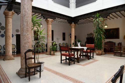 Hotel Casa De Los Acacio