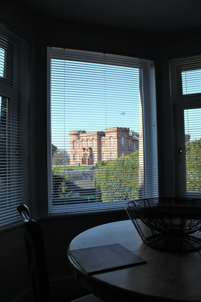 No 48 Castle View