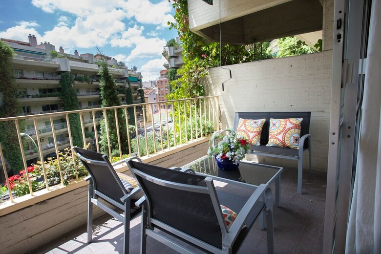 Apartamentos Edificio Princesa