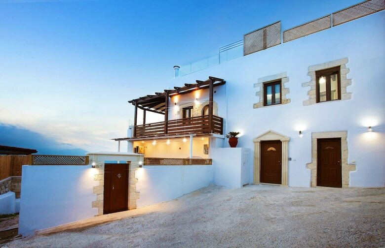 Discrete Villa Archontiki