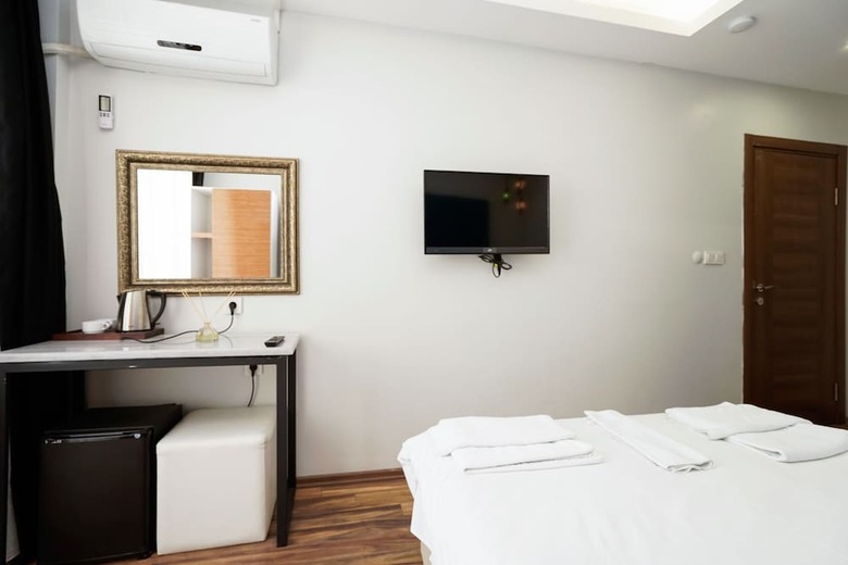 Alf Hotel