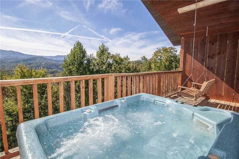 Love Me Tender - Studio Cabin