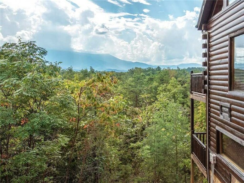 View Catcher - Two Bedroom Cabin