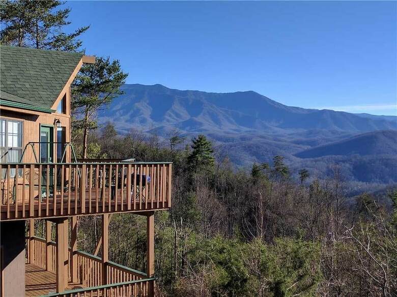 Bear Crossing - Two Bedroom Cabin