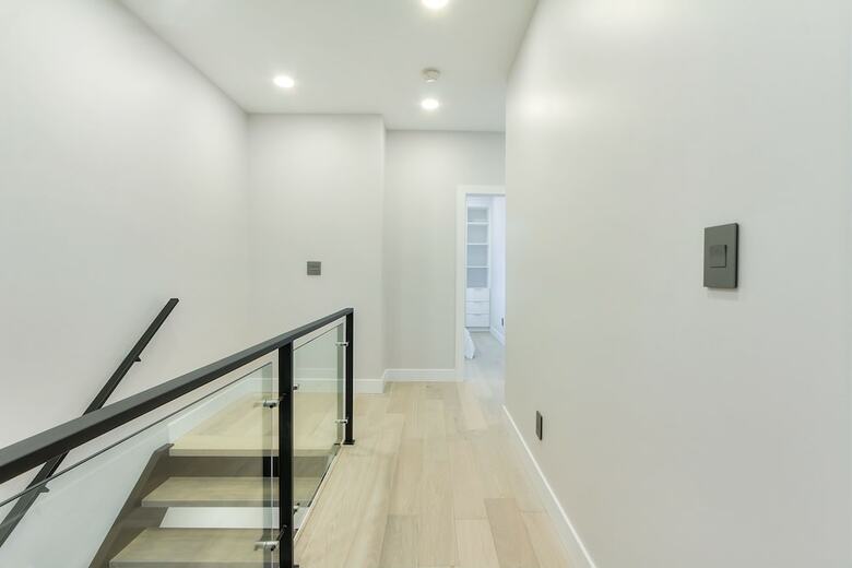 New Luxury Townhome 23