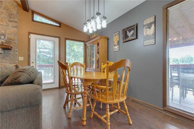 Eagle Ridge - Three Bedroom Cabin