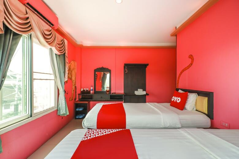 Hotel First Station