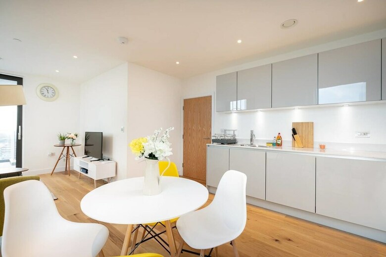 Apartamentos Modern 2 Bed For 4 Guests - 15 Mins To Ldn Bridge!