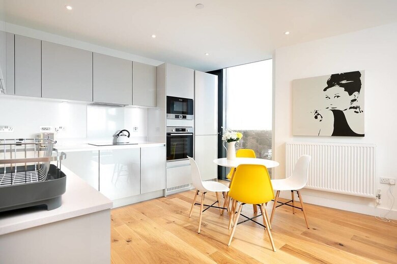 Apartamentos Modern 2 Bed For 4 Guests - 15 Mins To Ldn Bridge!
