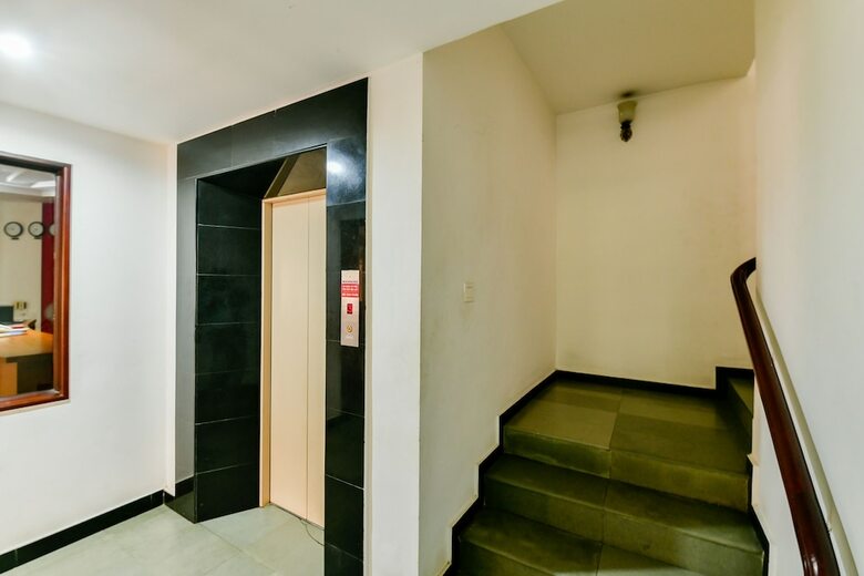 Oyo 23587 M-star Heritage Hotel P Ltd
