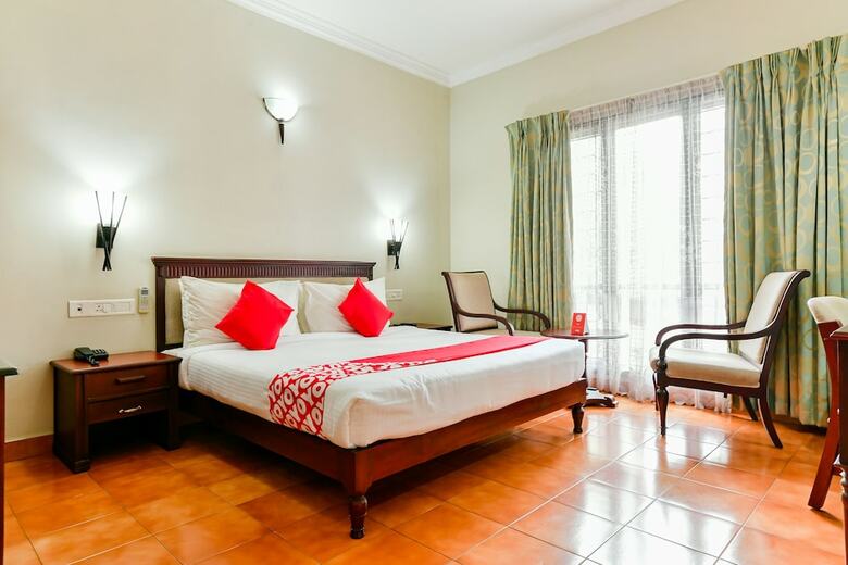Oyo 23587 M-star Heritage Hotel P Ltd