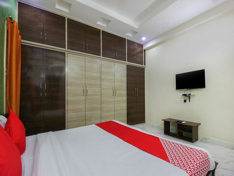 Hotel Oyo 7571 Madhapur