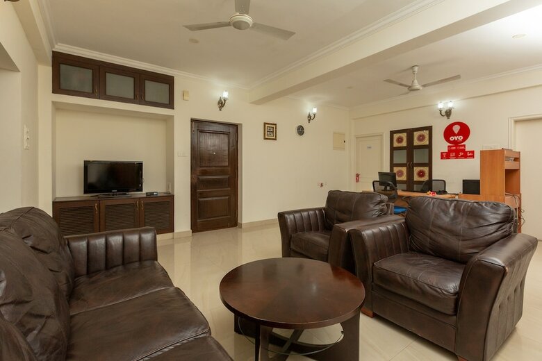 Hotel Oyo 23202 Cute Orange Service Apartments