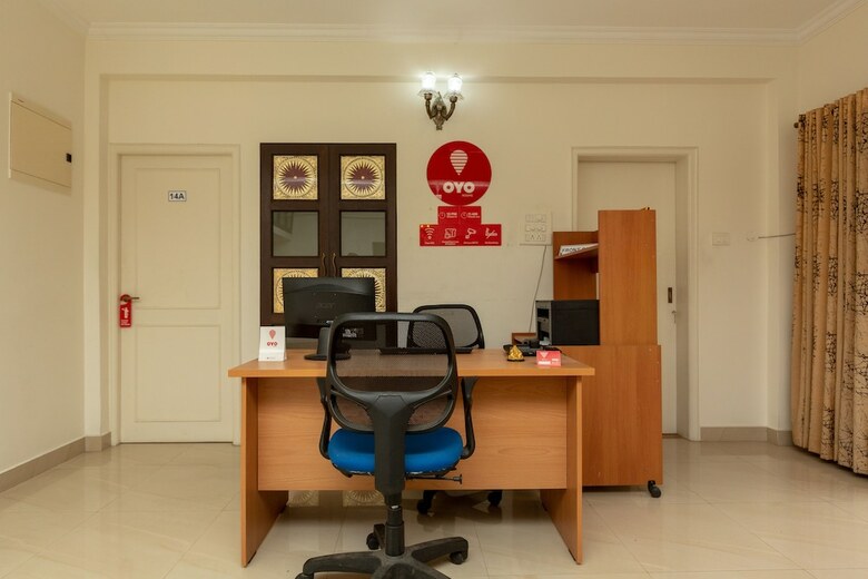 Hotel Oyo 23202 Cute Orange Service Apartments