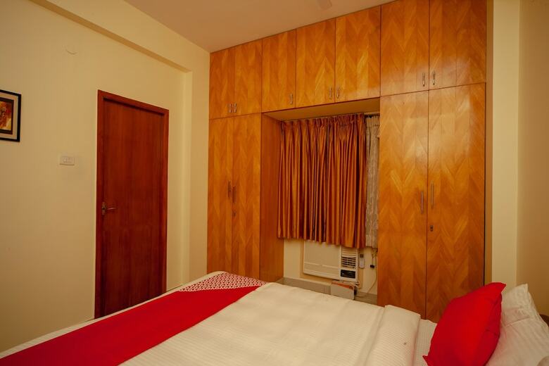 Hotel Oyo 24394 Flagship Deepalakshmi T Nagar