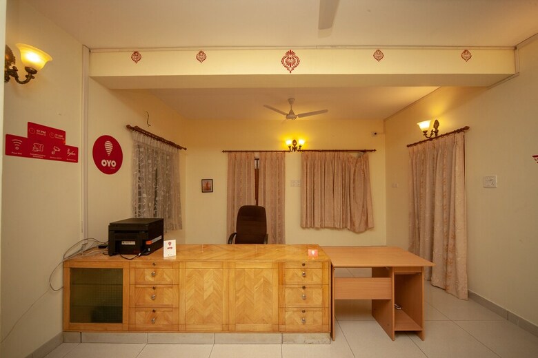 Hotel Oyo 24394 Flagship Deepalakshmi T Nagar