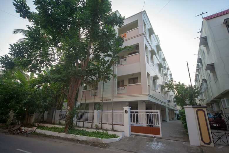 Hotel Oyo 24394 Flagship Deepalakshmi T Nagar