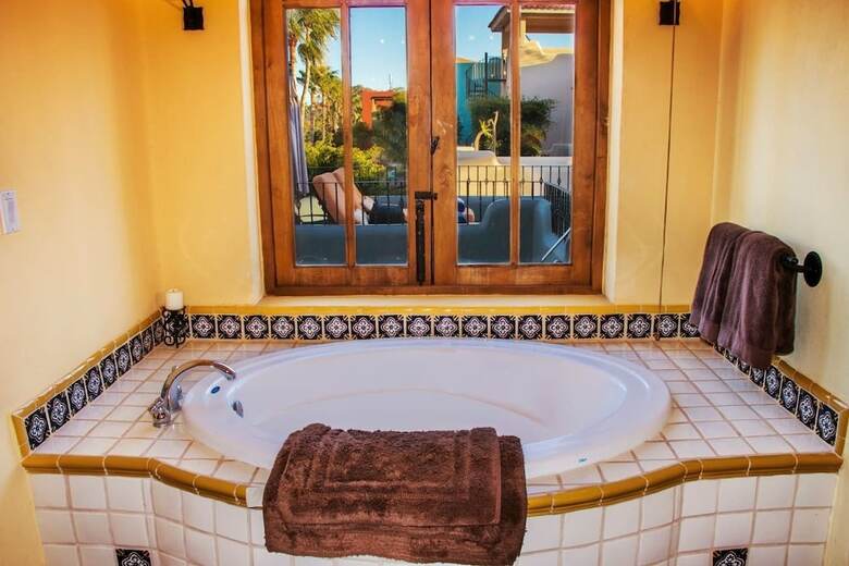 Casa Escalares ~ 3 Bedroom ~ Luxury Private Development ~ Dog Friendly