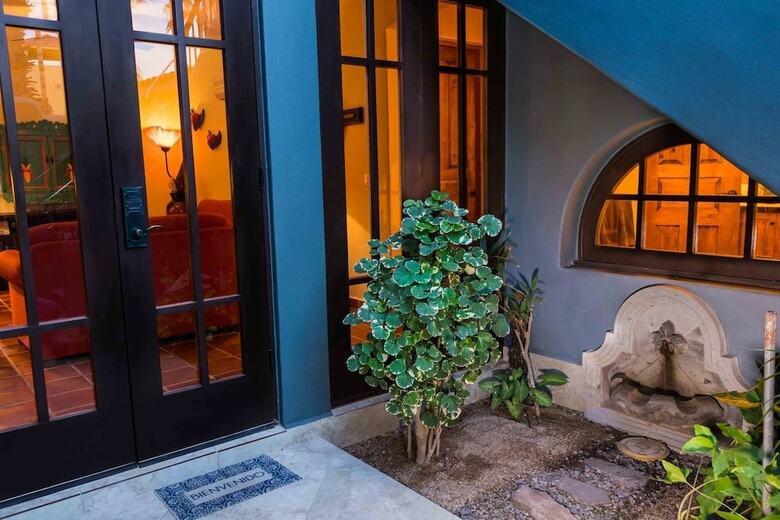Casa Escalares ~ 3 Bedroom ~ Luxury Private Development ~ Dog Friendly
