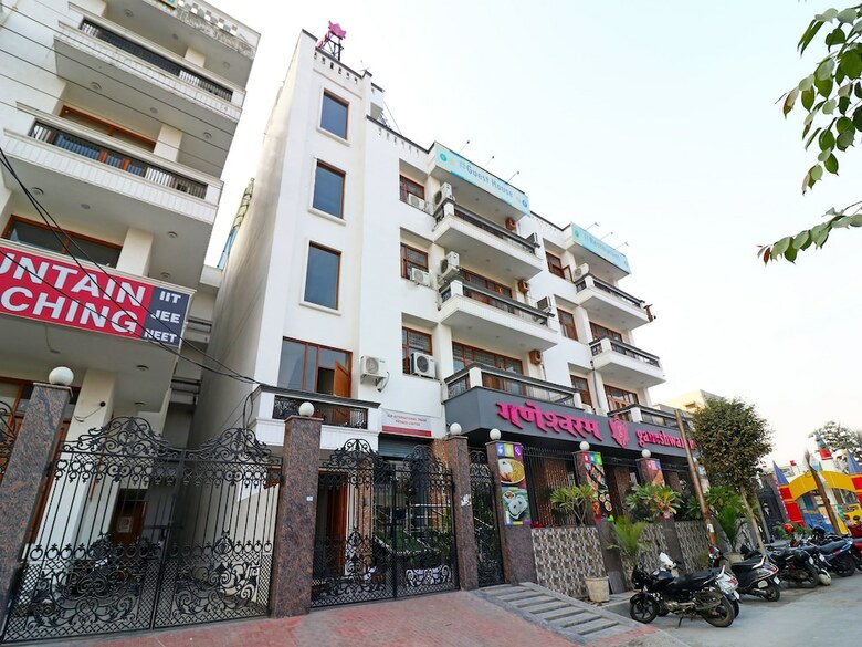 Hotel Oyo 15124 Vizima Crossroad