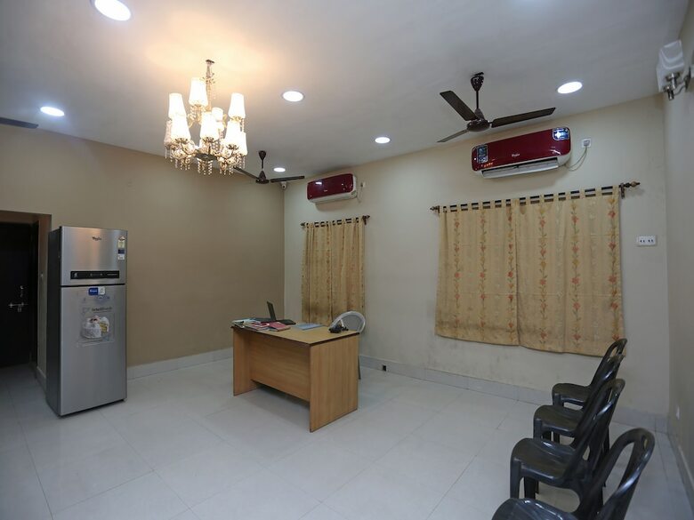 Hotel Oyo 23623 Aakash Bika Guest House